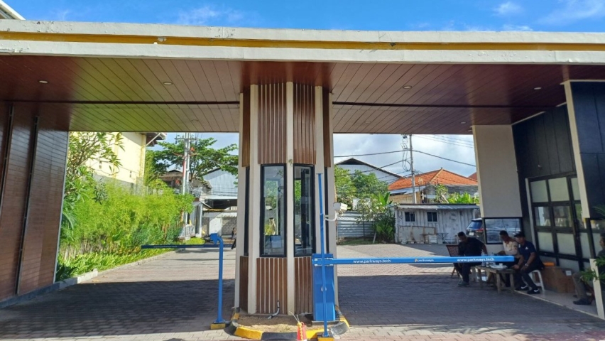 Pemasangan Portal Otomatis RFID Online di Perumahan Adhiwangsa  Denpasar, Bali