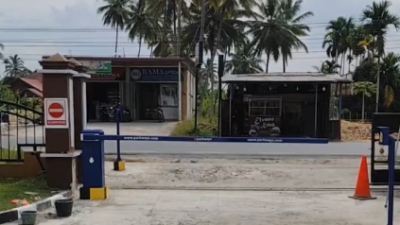 Pemasangan Palang Portal Manual di Pengadilan Negeri Tanjung Pati, Sumatera Barat